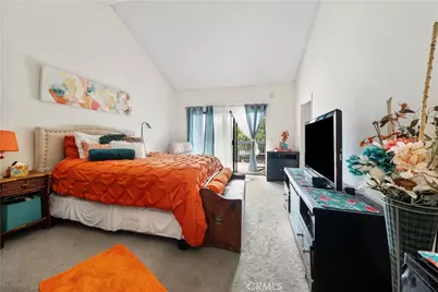 20651 Roscoe Boulevard #L, Winnetka, CA 91306 - Photo 18