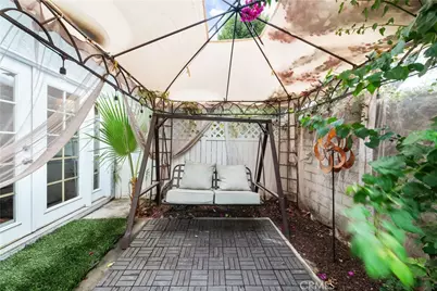 20651 Roscoe Boulevard #L, Winnetka, CA 91306 - Photo 20