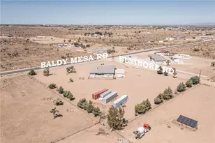 9735 Elsinore Rd, Oak Hills, CA 92344 - Photo 60