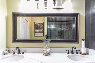 9735 Elsinore Rd, Oak Hills, CA 92344 - Photo 24