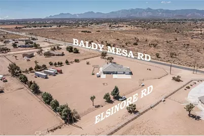 9735 Elsinore Road, Oak Hills, CA 92344 - Photo 4