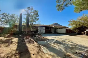 16070 Winnebago Rd, Apple Valley, CA 92307 - Photo 2