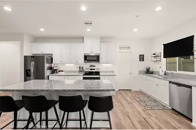 26862 Checkers Drive, Menifee, CA 92585 - Photo 8