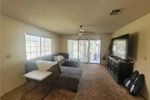 19218 Elm Dr, Apple Valley, CA 92308 - Photo 4