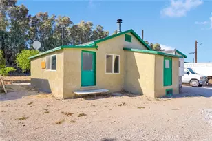 10099 Highland Ave, Lucerne Valley, CA 92356 - Photo 8