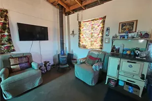 36369 Tate Ln, Lucerne Valley, CA 92356 - Photo 10