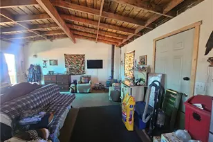 36369 Tate Ln, Lucerne Valley, CA 92356 - Photo 14