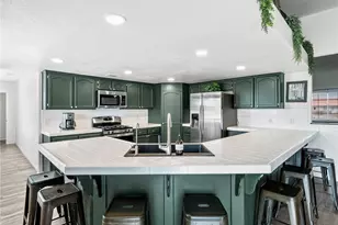 9915 Le Panto, Phelan, CA 92371 - Photo 16