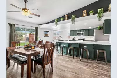 9915 Le Panto, Phelan, CA 92371 - Photo 14