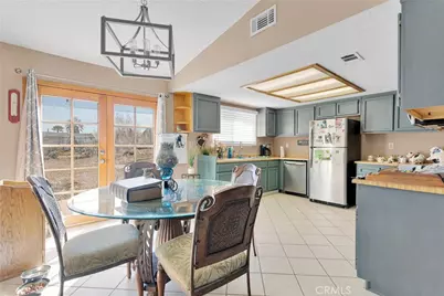 9983 Ladera Avenue, Lucerne Valley, CA 92356 - Photo 10