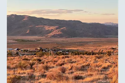 3 Outpost, Apple Valley, CA 92308 - Photo 10