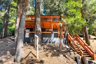 739 Lake Dr, Lake Arrowhead, CA 92385 - Photo 2