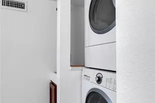 739 Lake Dr, Lake Arrowhead, CA 92385 - Photo 14