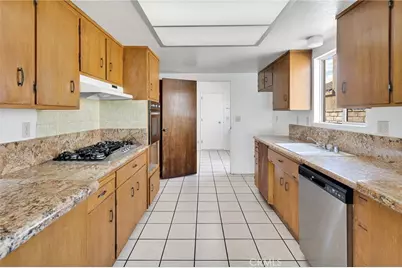 13295 Tamarisk Road, Victorville, CA 92395 - Photo 14