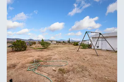 32320 Sutter Road, Lucerne Valley, CA 92356 - Photo 26