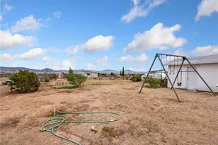 32320 Sutter Rd, Lucerne Valley, CA 92356 - Photo 26