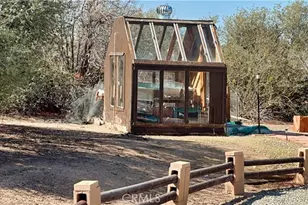 10975 Decker, Oak Hills, CA 92344 - Photo 38