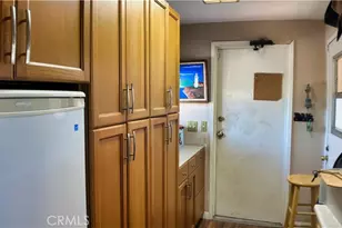 10975 Decker, Oak Hills, CA 92344 - Photo 16