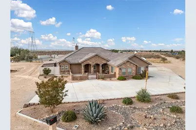 21080 Santa Rosa, Apple Valley, CA 92308 - Photo 2