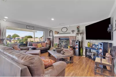 11546 Oakwood Avenue, Hesperia, CA 92345 - Photo 18