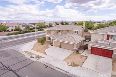 13295 Hollister, Hesperia, CA 92344 - Photo 40