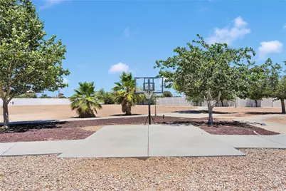 14572 Sultana Street, Hesperia, CA 92345 - Photo 42
