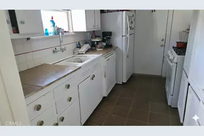 21835 Dotame, Apple Valley, CA 92307 - Photo 4