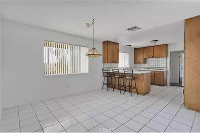 29670 Palermo, Barstow, CA 92311 - Photo 4