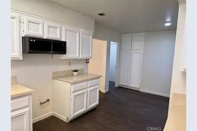 22594 Cuyama Court, Apple Valley, CA 92307 - Photo 16