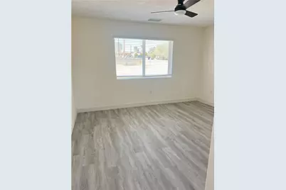 16452 Llanada Avenue, Victorville, CA 92394 - Photo 22