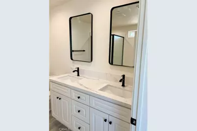 16452 Llanada Avenue, Victorville, CA 92394 - Photo 12