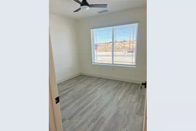 16452 Llanada Avenue, Victorville, CA 92394 - Photo 20