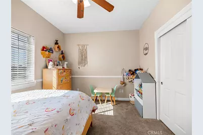 7925 Anaconda, Oak Hills, CA 92344 - Photo 38