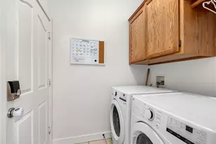 7925 Anaconda, Oak Hills, CA 92344 - Photo 42