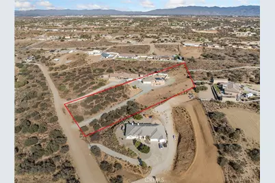 7925 Anaconda, Oak Hills, CA 92344 - Photo 54