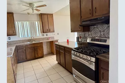 11509 3rd Avenue, Hesperia, CA 92345 - Photo 4