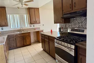 11509 3rd Ave, Hesperia, CA 92345 - Photo 4