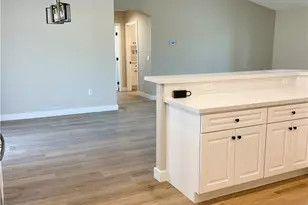 16438 Llanada Ave, Victorville, CA 92394 - Photo 14