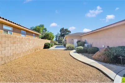 19274 Kanbridge Street, Apple Valley, CA 92308 - Photo 46