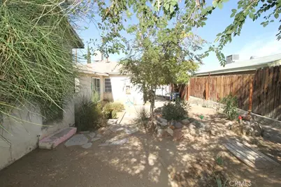 100 E Desert View, Barstow, CA 92311 - Photo 28
