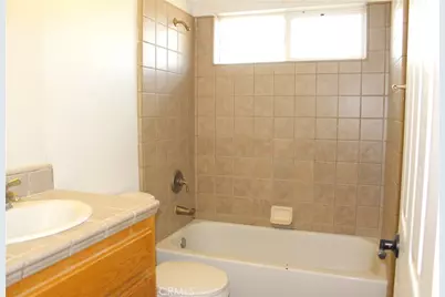 26180 Horizon Street, Apple Valley, CA 92308 - Photo 16