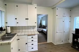 23752 Inspiration, Crestline, CA 92325 - Photo 14