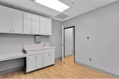 18056 Wika, Apple Valley, CA 92307 - Photo 20