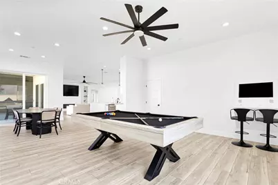 16383 Ridge View Drive, Apple Valley, CA 92307 - Photo 20