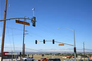 19968 Bear Valley Rd, Apple Valley, CA 92308 - Photo 8