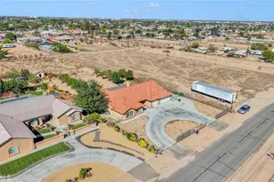 11158 Pinon, Hesperia, CA 92345 - Photo 32