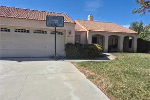 37933 Calcedony, Palmdale, CA 93552 - Photo 1