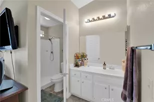 11359 Courtside, Victorville, CA 92392 - Photo 32