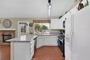 11359 Courtside, Victorville, CA 92392 - Photo 20