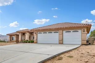 18707 Hercules, Hesperia, CA 92345 - Photo 2